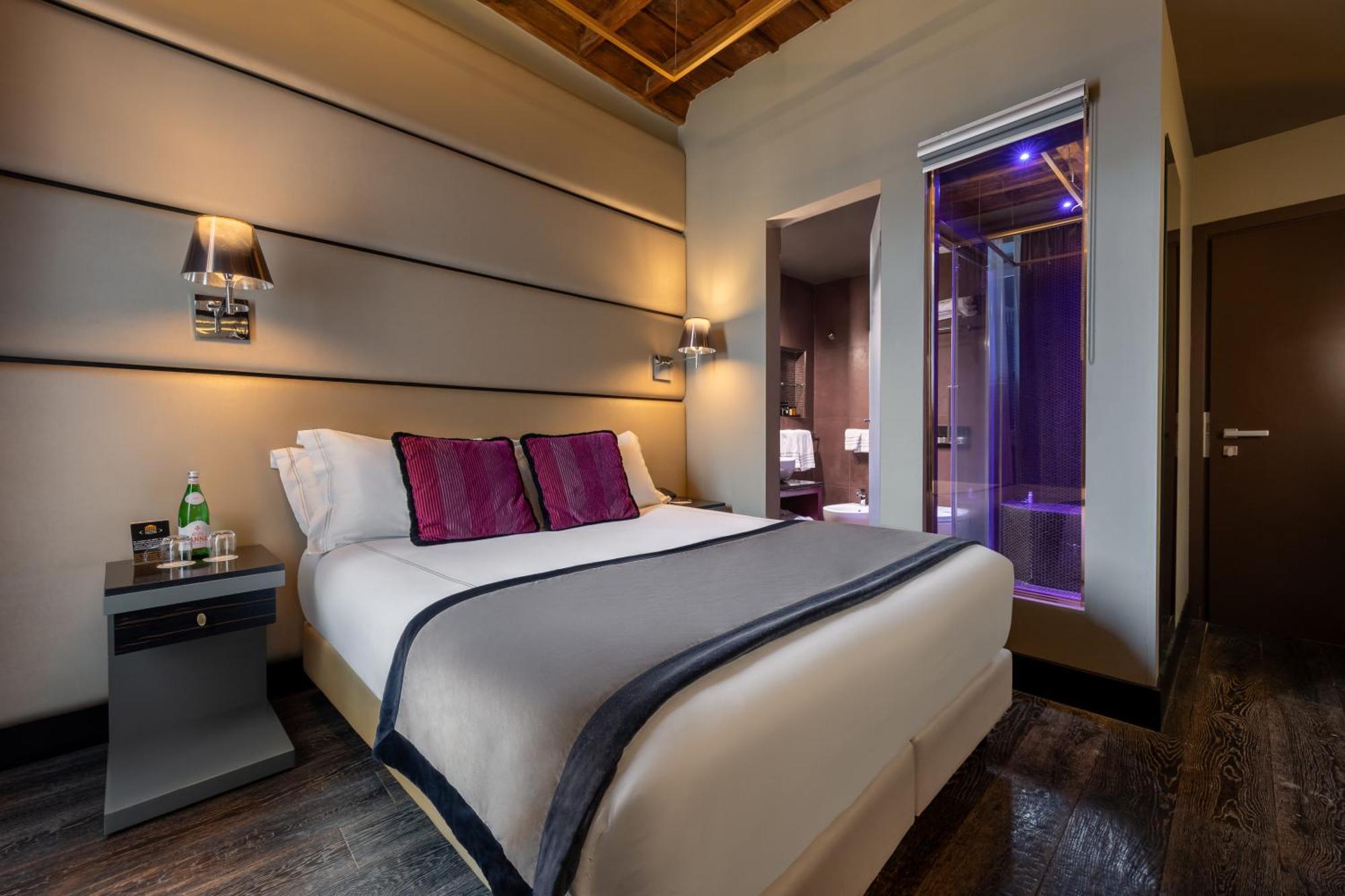 Guest house Maison Torre Argentina Rome